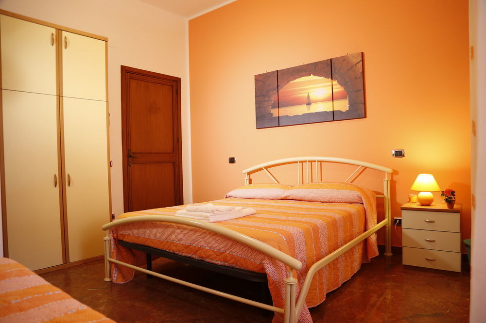 B&B Casa Orlando Terrasini Luaran gambar