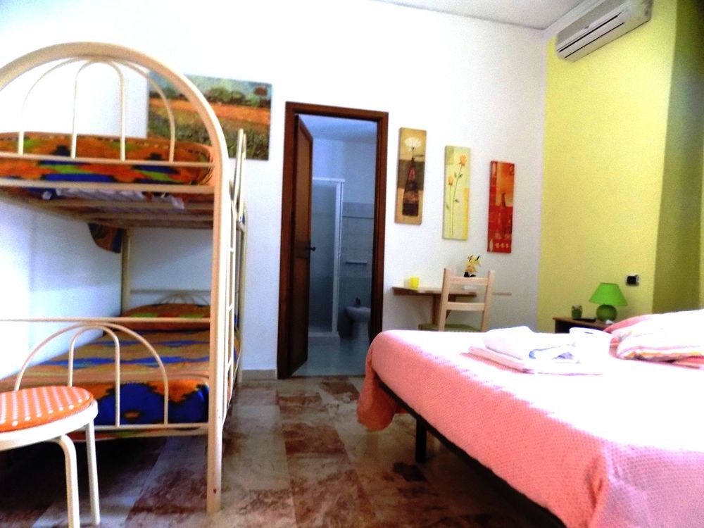 B&B Casa Orlando Terrasini Luaran gambar