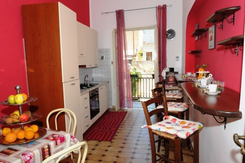 B&B Casa Orlando Terrasini Luaran gambar